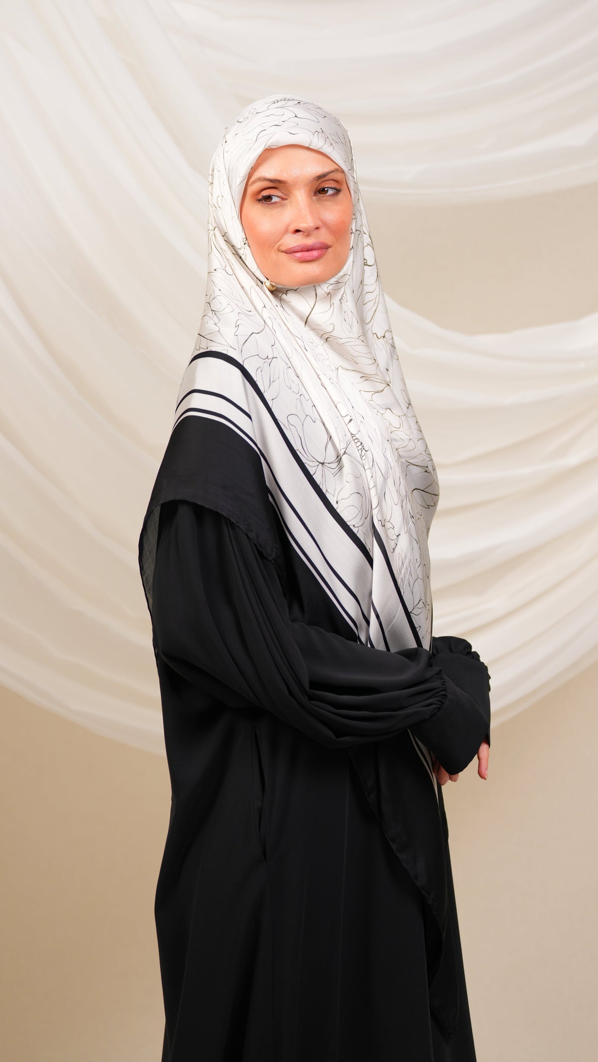Scilla Turkish scarf Qtr 1