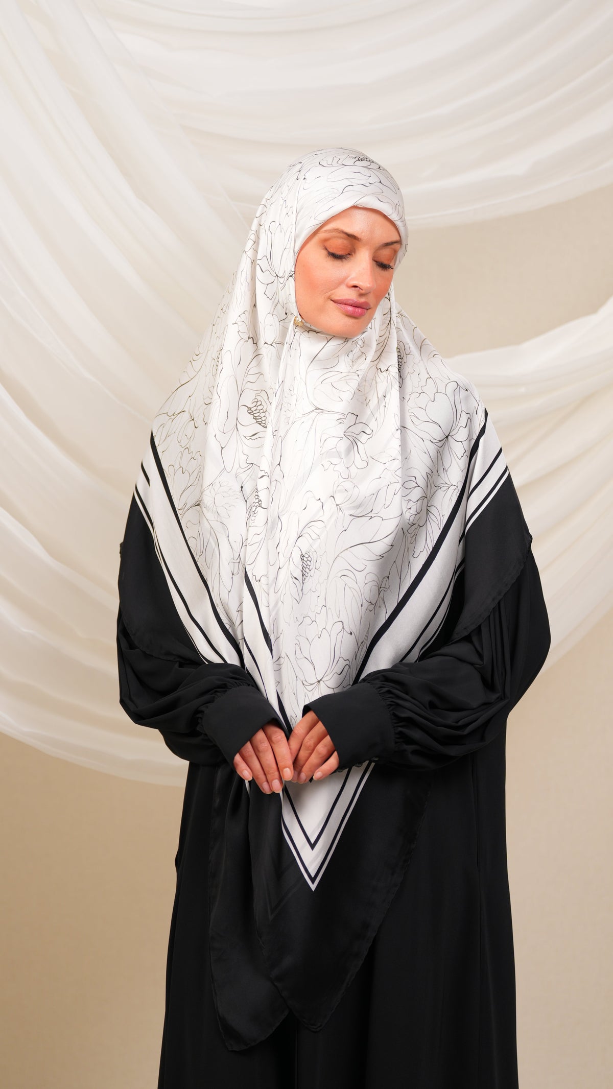 Scilla Turkish scarf Qtr 1