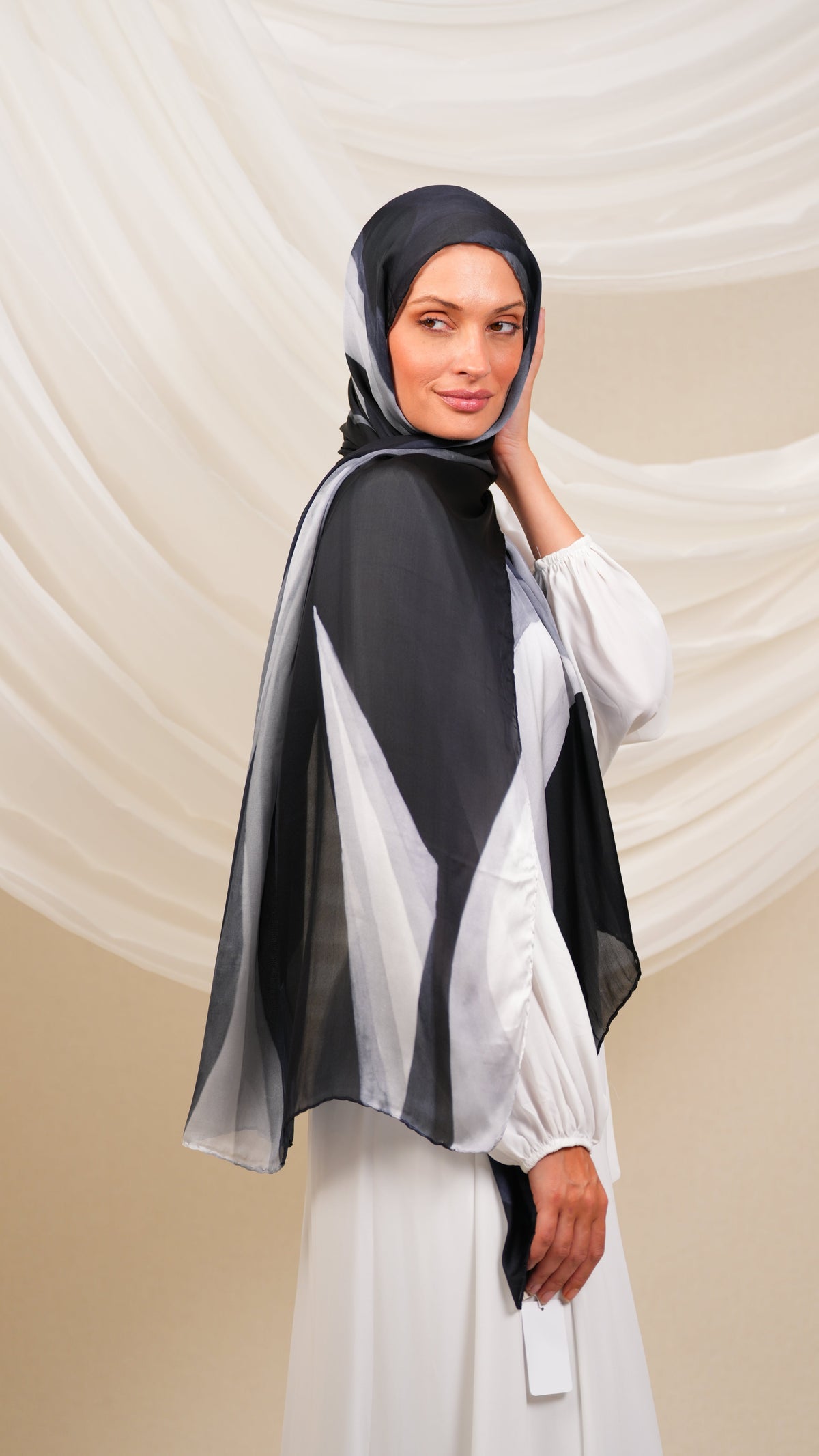 Scilla Turkish shawl dtr4