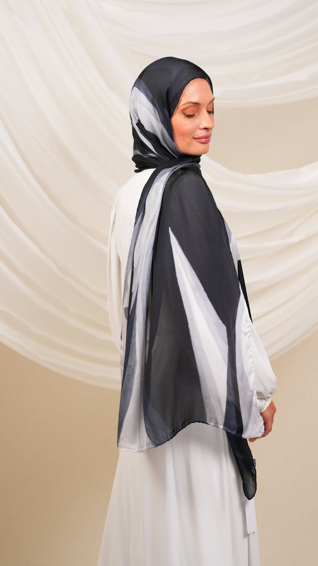 Scilla Turkish shawl dtr4